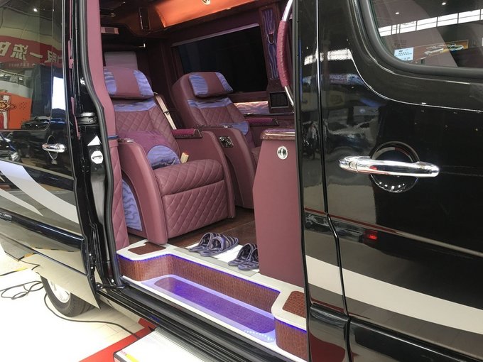 奔驰斯宾特商务房车 豪华空间设备齐图赏-图15