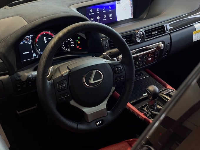 雷克萨斯GS F到店实拍搭5.0 V8引擎/性能媲美M3-图8