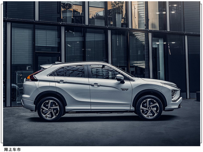 三菱全新奕歌发布 增插混动力/搭8英寸触摸屏-图4