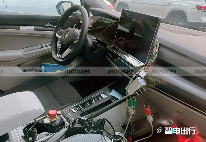 大众新款高尔夫曝光换16英寸大屏/首搭1.5T引擎-图5