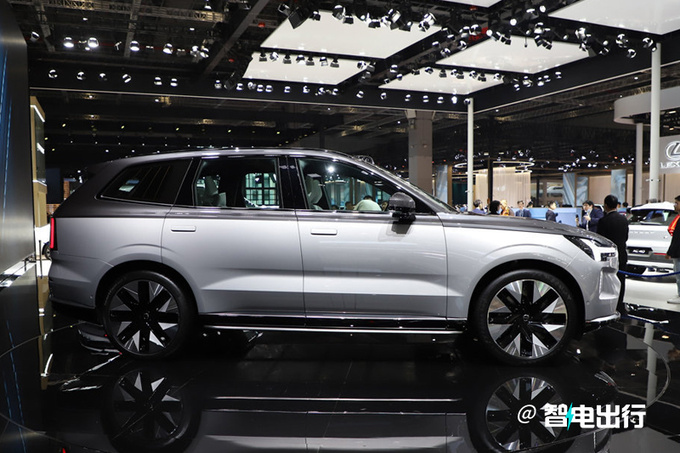 沃尔沃EX90接受预订预计售60-80万 4座版卖88万-图3