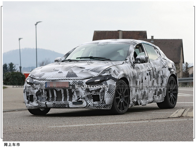 法拉利全新SUV谍照曝光搭3.9T/换搭新款大灯-图2