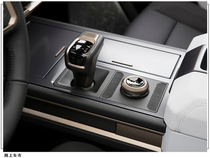 悍马新纯电SUV即将登场前格栅融合灯带/全轮转向-图10