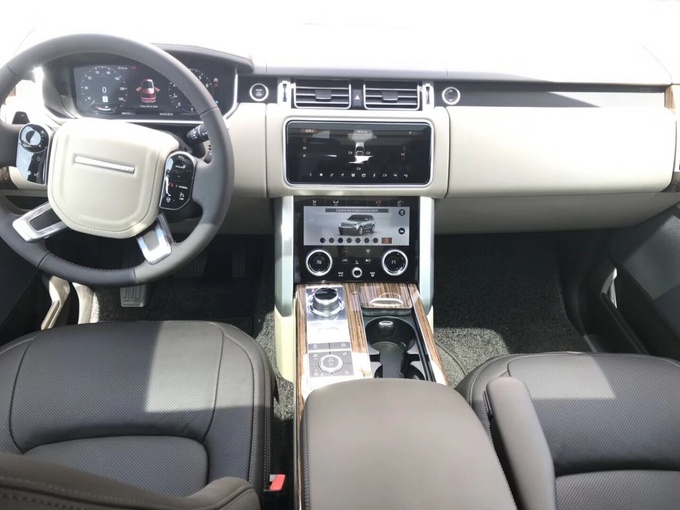 18款路虎揽胜行政行情 四驱越野技能强悍-图5