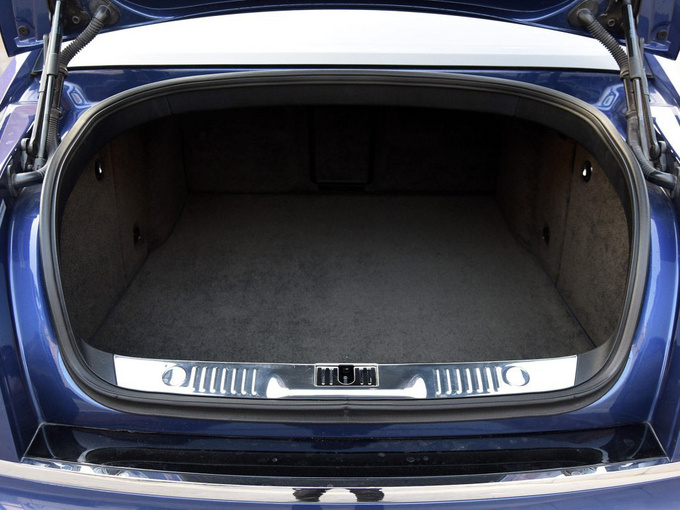 解读18款宾利飞驰V8S 豪车典范配置丰富-图10