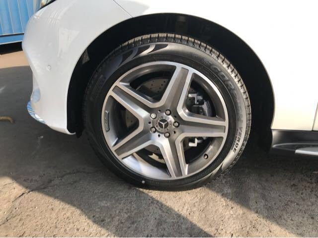 18款加版奔驰GLE400配置包 与中东版区别-图8