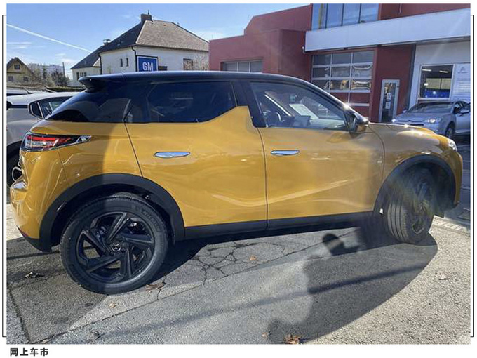 DS全新小型SUV实拍双色车身/动力媲美奥迪Q2L-图3