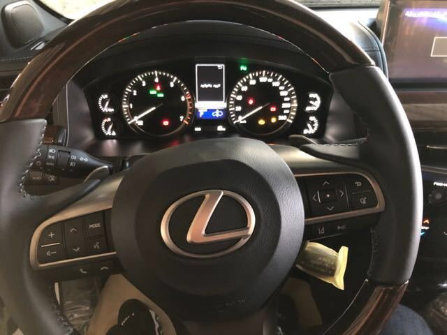 雷克萨斯LX570S运动 多地形越野技术领先-图8