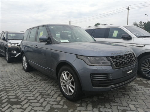 18款路虎揽胜行政3.0T 真皮座椅柔软舒适-图3