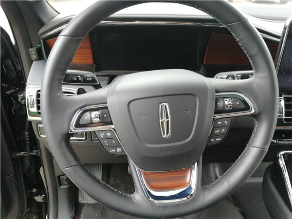 林肯领航员旗舰SUV车型 全新登港询底价-图8