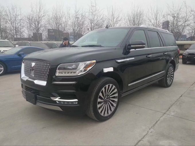 2018款林肯领航员加版 锐势越野秒杀同级-图3