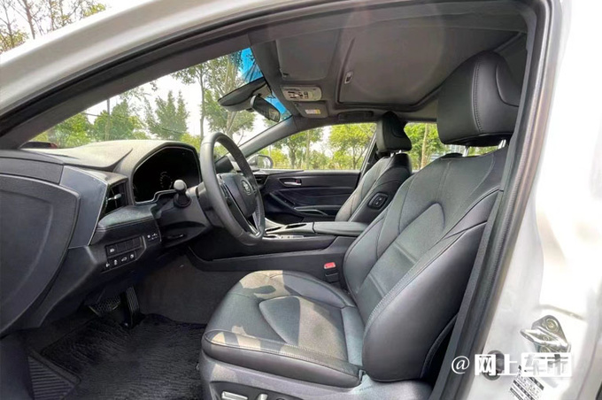 丰田亚洲龙5月25日上市4S店售19.98-27.98万元-图5