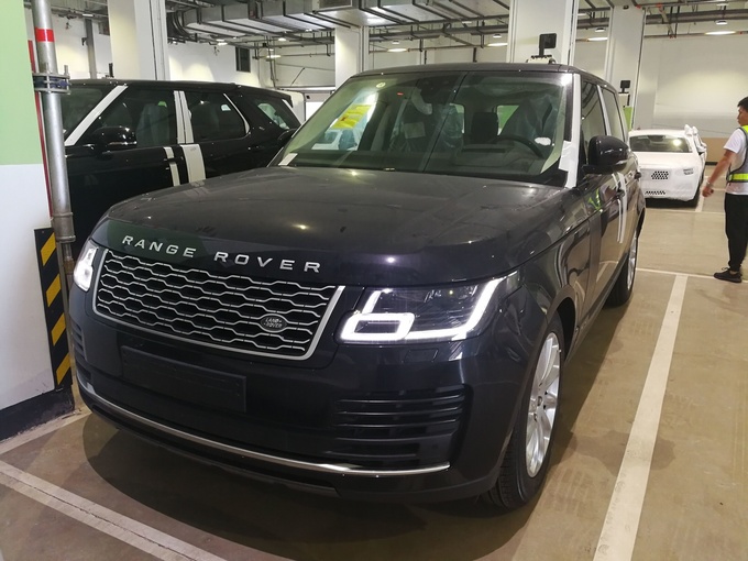 18款路虎揽胜行政手续全 Vogue加长巨惠-图2