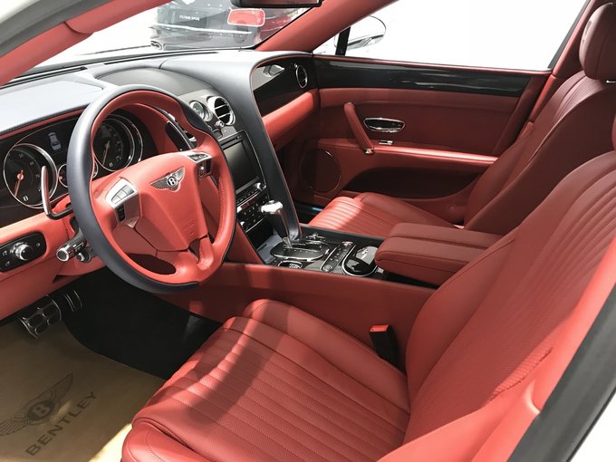 18款宾利飞驰V8S 四座顶级气质商务轿跑-图7