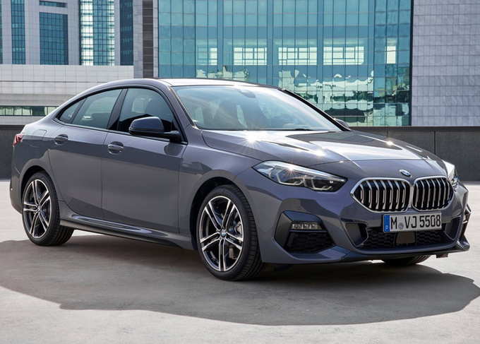 宝马全新2系轿车国内路试 下半年上市或26万起售-图1