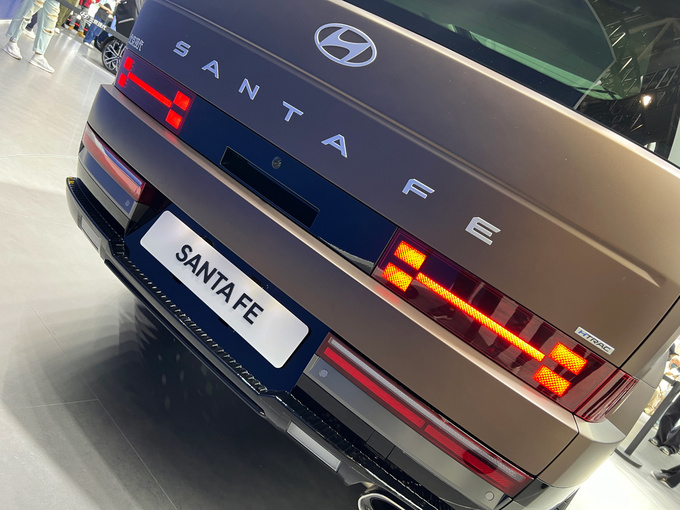 2024北京车展全新现代胜达实拍体验硬朗与温馨的完美组合-图9