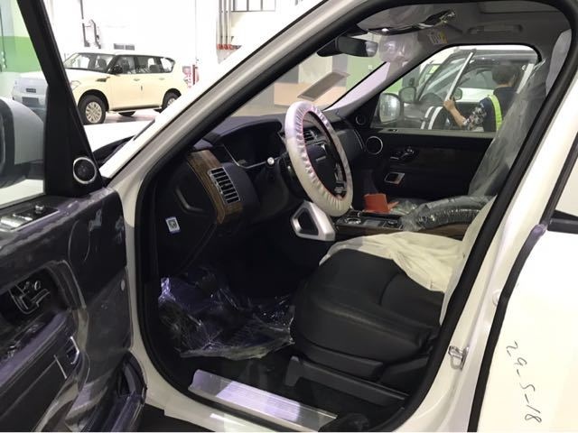 18款路虎揽胜行政版 全地形越野底价提车-图5