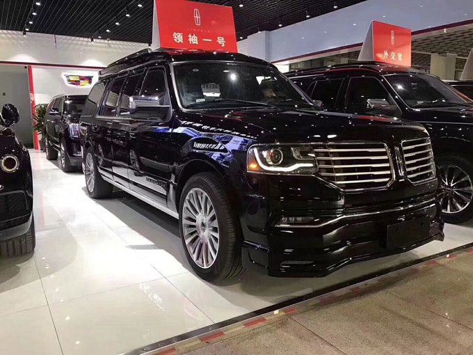 林肯领袖一号商务 五一大折扣175万出售-图3