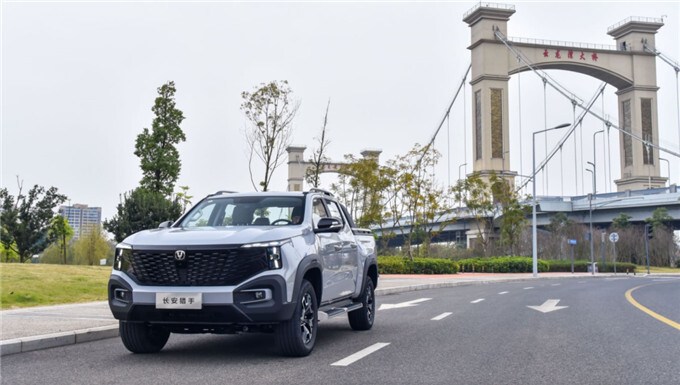 长安猎手正式上市13.99万元起全球首款超级增程皮卡填补空白-图11