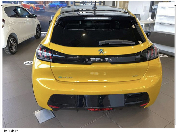 标致全新e-208进店实拍点阵式格栅/配全景天窗-图3