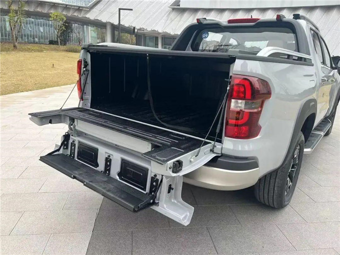 13.99万元起全球首款增程皮卡长安猎手开启预售-图5