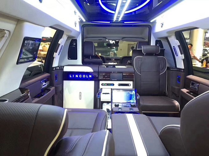 18款林肯领袖一号 超豪华陆地商务175万-图8