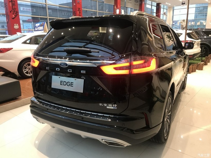 福特2021款锐界PLUS上市 XX万元起 内饰全面升级-图3