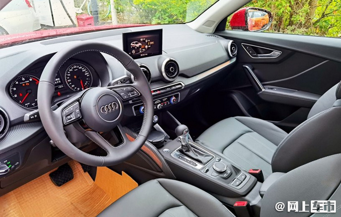 奥迪新款Q2L到店实拍 最快本月上市 预计21万起售-图6