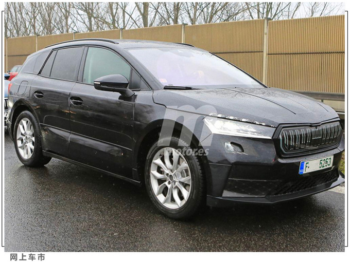 斯柯达首款纯电SUV街拍配超大屏幕/年内亮相-图3