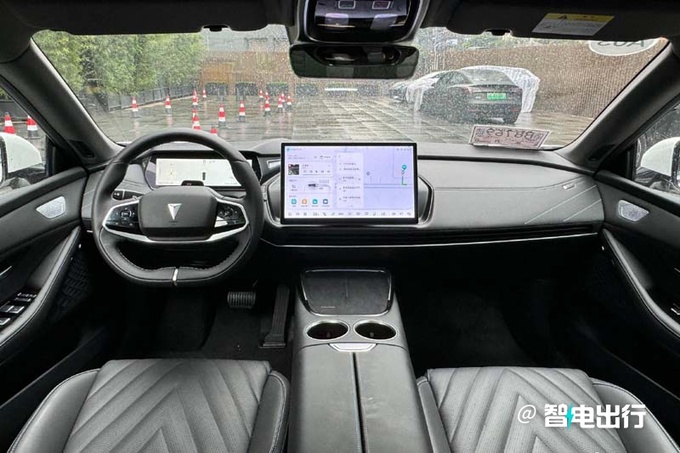 长安深蓝S7纯电惠1万16.99万起增零重力座椅-图6