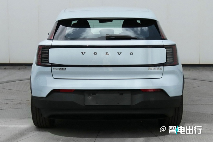 沃尔沃国产EX30实拍 比精灵#1更小 预计20万起售-图2