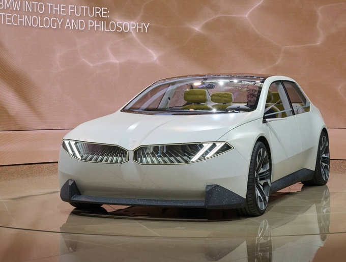 北京车展宝马集团十五大车系全阵容登场定义未来智能豪华-图2