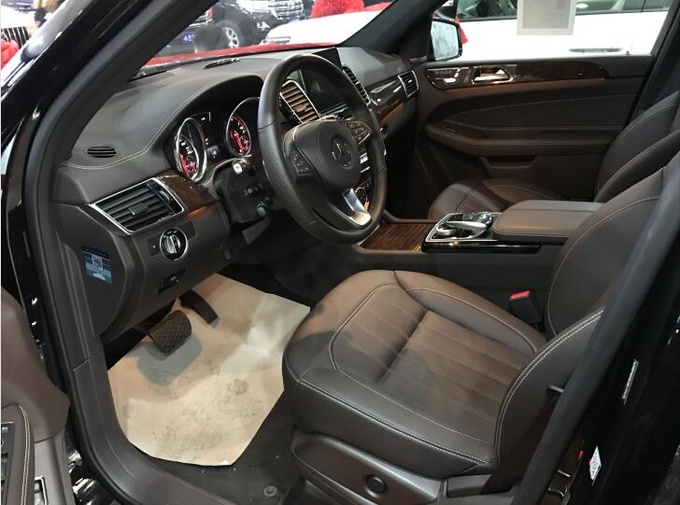 2019款奔驰GLS450特卖 抄底价格拥有爱车-图6