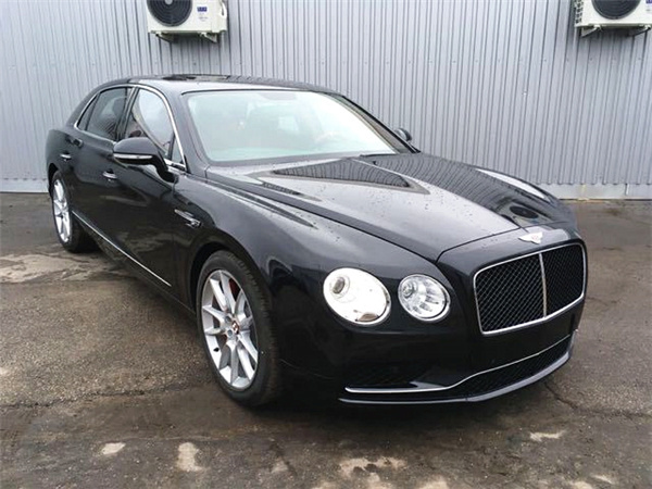 宾利飞驰V8S喜迎中秋佳节 狠惠震撼袭港-图4