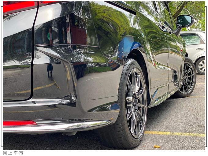 本田新小号思域实拍配运动套件/搭1.0T引擎-图4