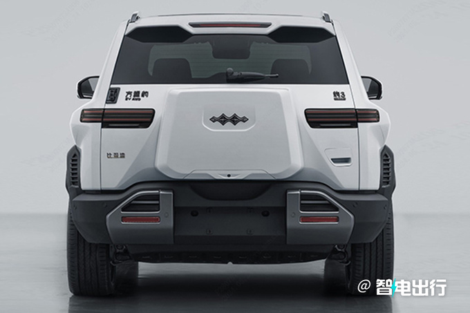 方程豹豹3实拍纯电+双电机 比奇瑞iCAR03更大-图2