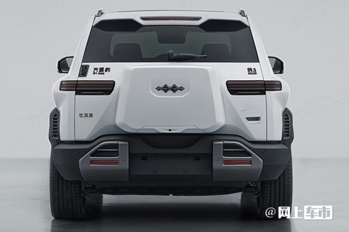 方程豹豹3实拍纯电+双电机 比奇瑞iCAR03更大-图2