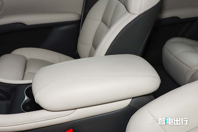 智己LS6四天后上市標配可升降屏 預計賣20-27萬元-圖15