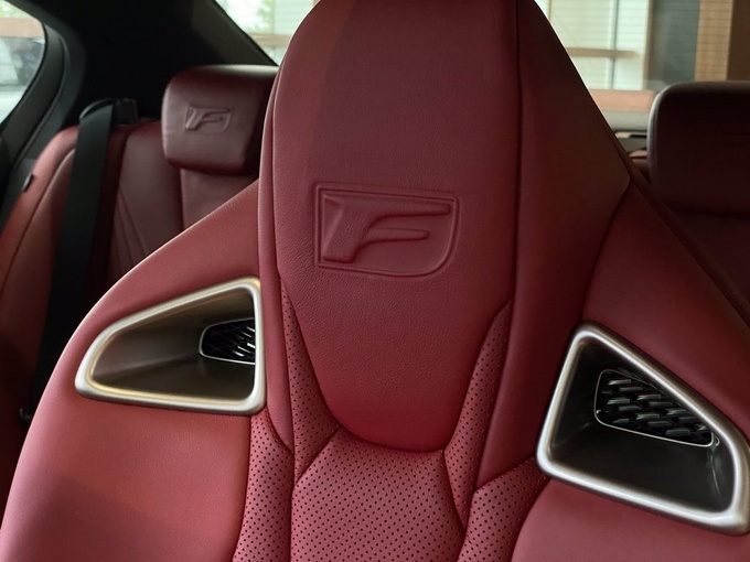 雷克萨斯GS F到店实拍搭5.0 V8引擎/性能媲美M3-图12