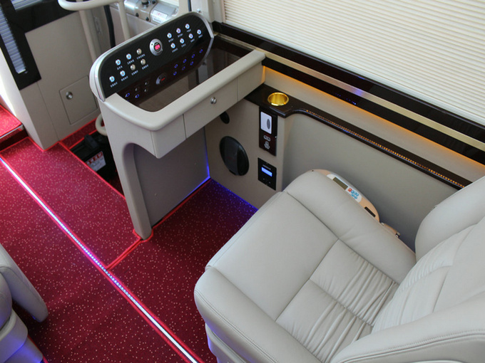 丰田考斯特商务巴士 打造专属性私人座驾-图9