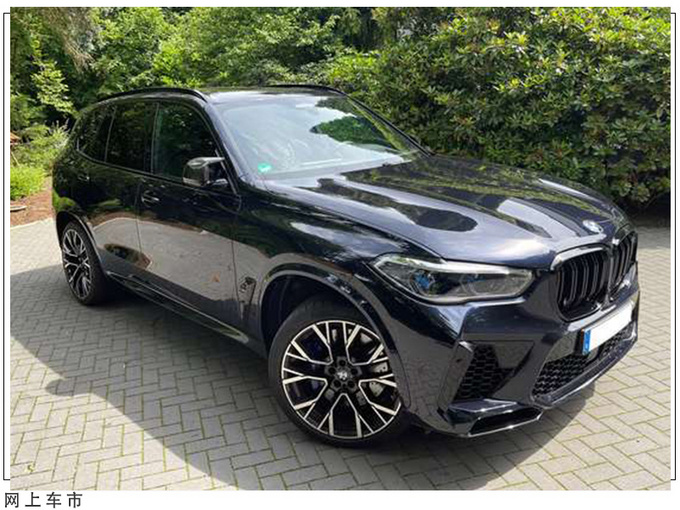 宝马全新X5 M实拍曝光搭4.4T引擎/配M运动套件-图2