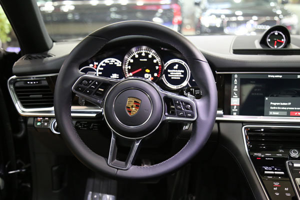 保时捷Panamera配置更拉风 揭秘牛气性能-图6