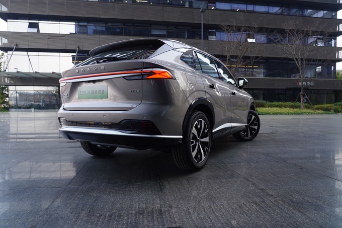 《繁花》高调落幕之际这家沪字号车企正在低调上新-图5