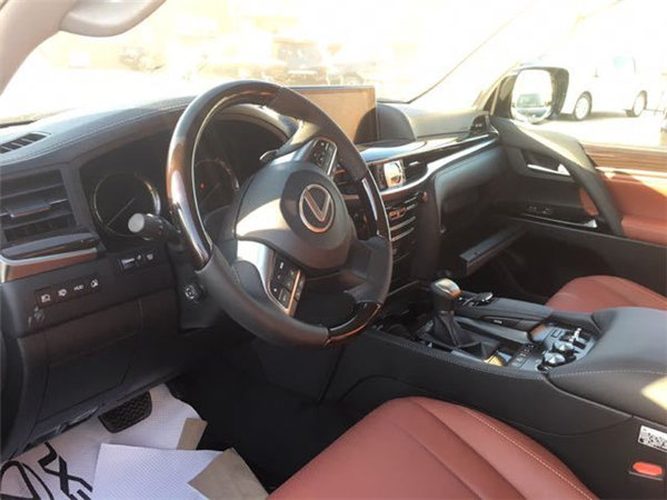 18款雷克萨斯LX570 加版顶配155万更时尚-图7
