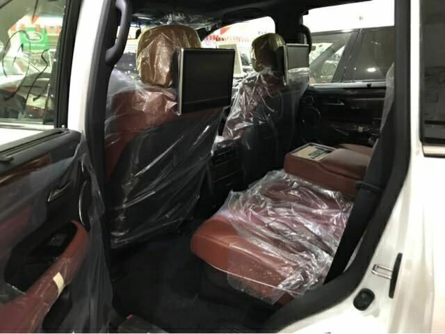 18款雷克萨斯LX570限量版 越野利刃158万-图6