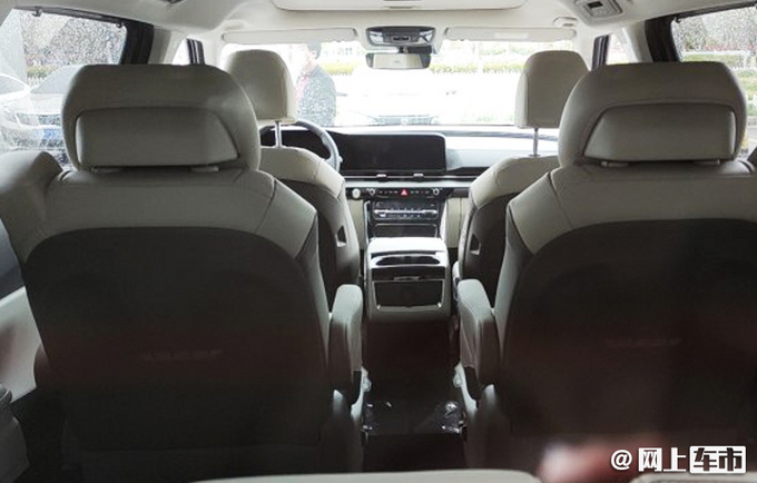 起亚国产新嘉华到店实拍或25万起售 9天后发布-图6