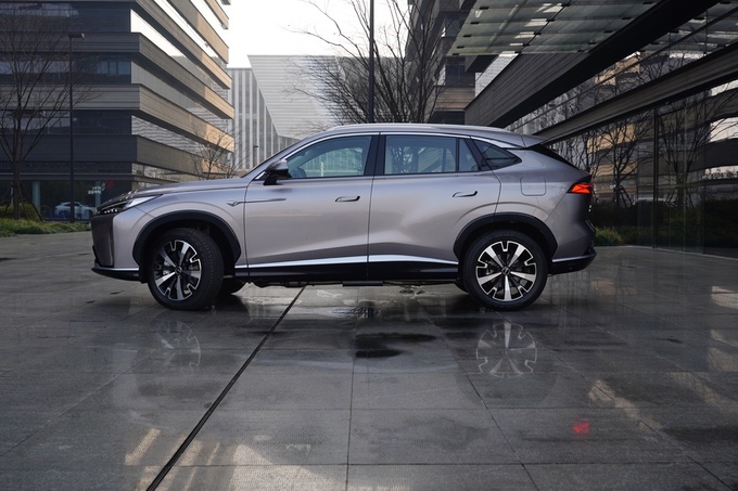 《繁花》高调落幕之际这家沪字号车企正在低调上新-图7