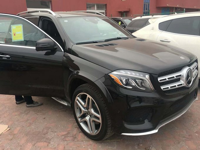 18款奔驰GLS450 加版SUV优雅与性能并重-图3