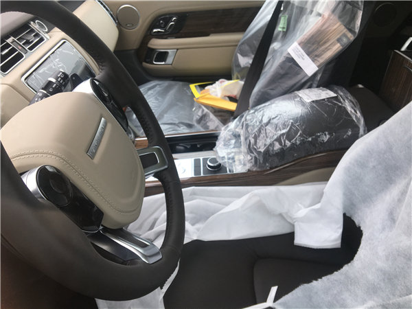 18款路虎揽胜行政全系促销 价格跌至谷底-图7