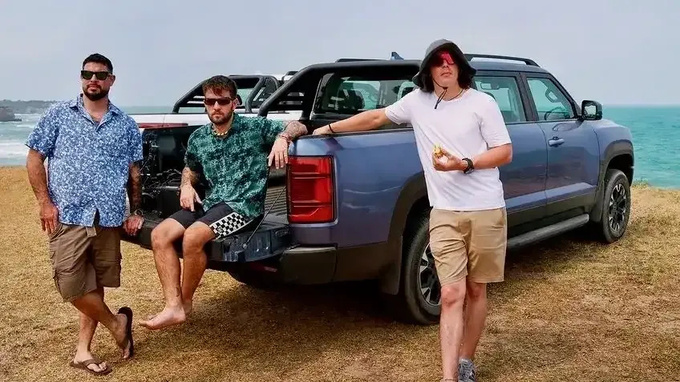 吊足胃口比亚迪Shark皮卡3张官方高清图片曝光-图2